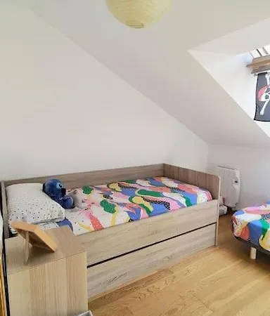 Atico Con Terraza